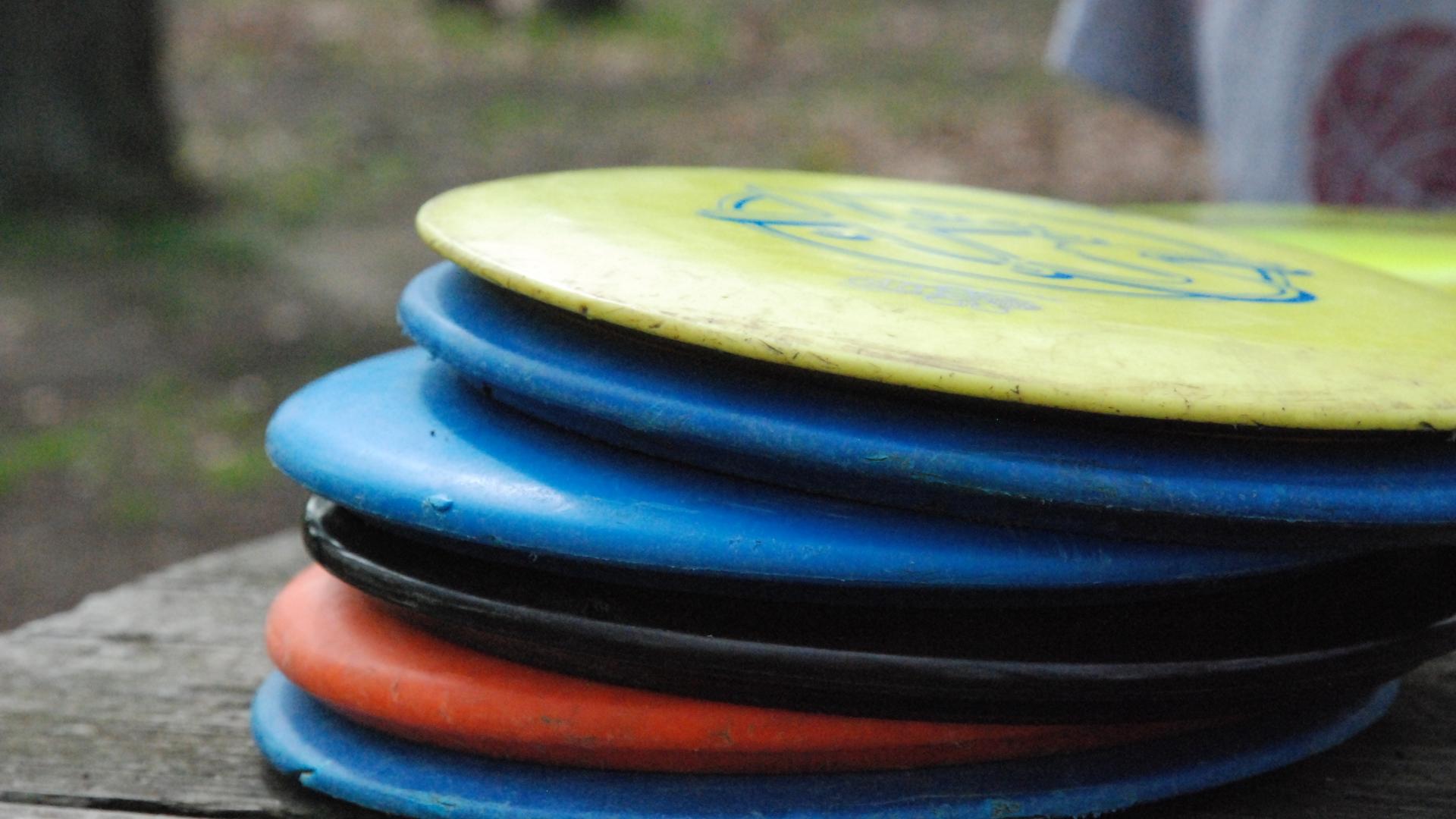 Try the popular 18-Hole Disc Golf Course at Cottonwood Creek Park